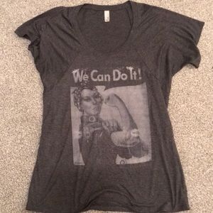 Grey short sleeve shirt